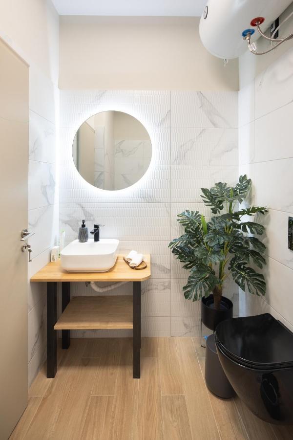 Designed Studio - Walking Distance From Acropolis Atene Esterno foto
